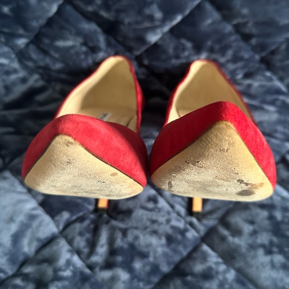 Manolo Blahnik Pointed Toe Pumps - Picture 7 of 10